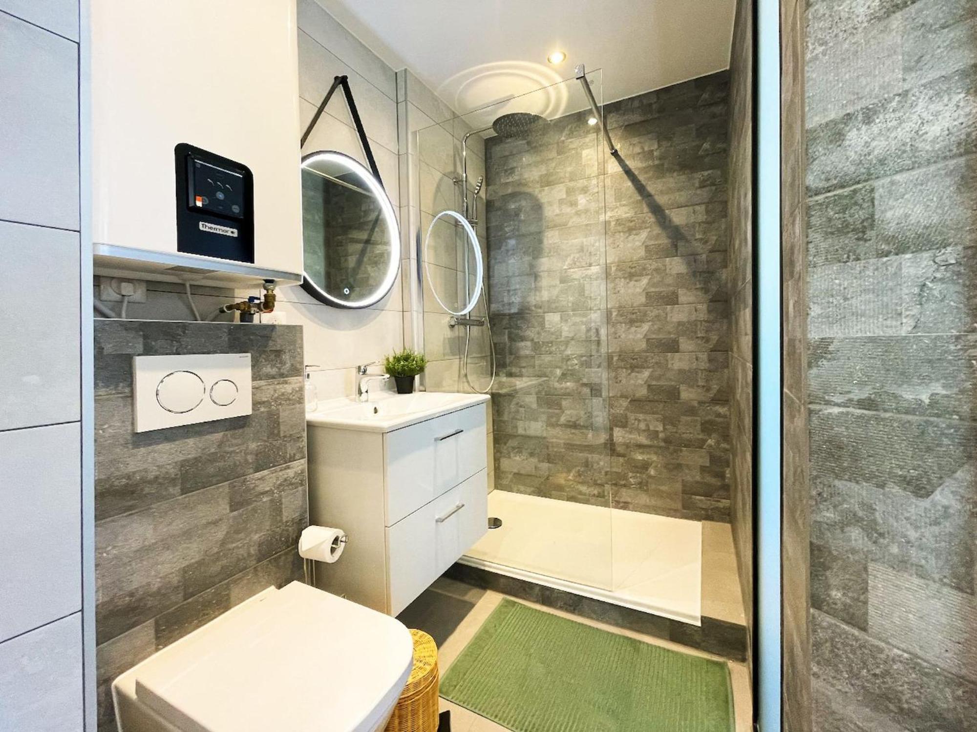 Homey Superchill - Appartement Moderne Et Tout Equipe - Netflix Et Wifi Inclus - Situe En Hyper-Centre - Proche Geneve Аннмасс Екстер'єр фото